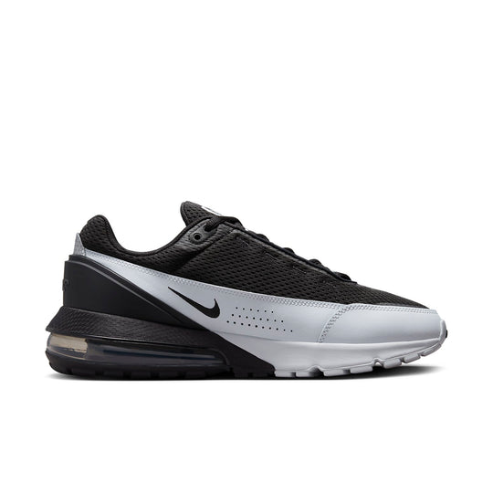 Air max hotsell axis black white