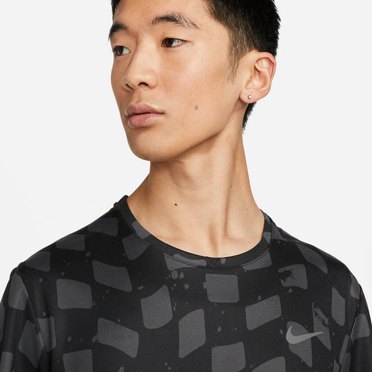 Nike Dri-FIT Miler Short-Sleeve Running Top 'Black' DX0871-060 - KICKS CREW