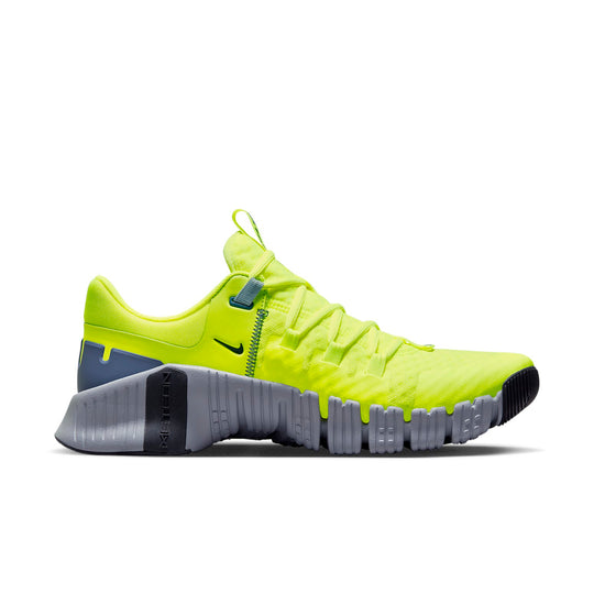 Nike Free Metcon 5 'Volt Wolf Grey' DV3949-700 - KICKS CREW