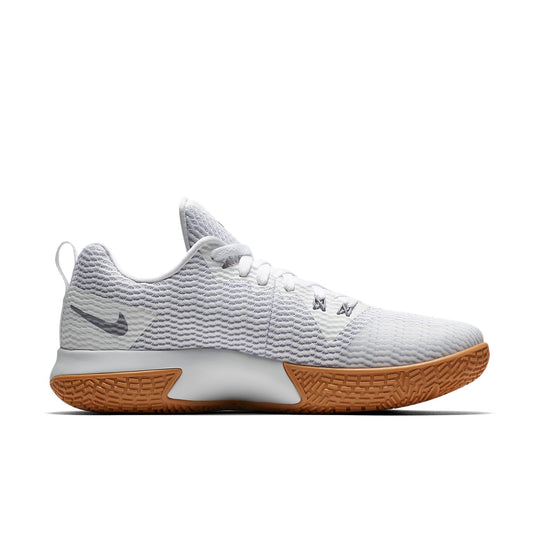 Nike zoom live 2 sales white