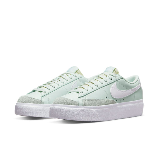 NIKE W BLAZER LOW PLATFORM SE NN 25.5cm-