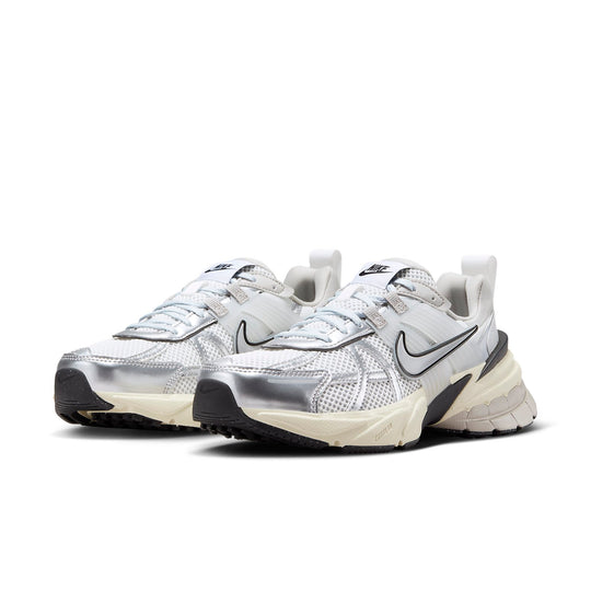 WMNS) Nike V2K Run Runtekk 'Summit White Metallic Silver' FD0736