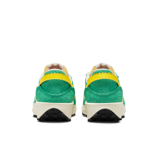 (WMNS) Nike Waffle Debut Vintage 'Stadium Green Opti Yellow' DX2931-30 ...