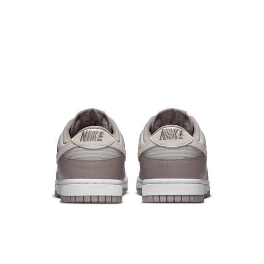 (WMNS) Nike Dunk Low 'Bone Beige' FD0792-001