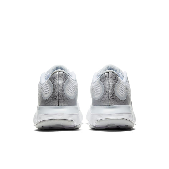 (WMNS) Nike Renew Run 'White Metallic Silver' CK6360-003