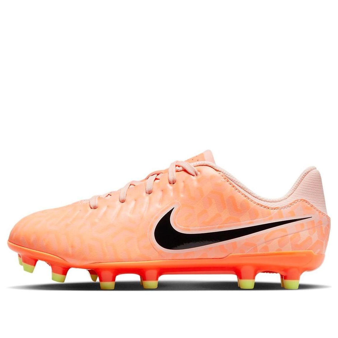 Closer Look  Nike WWC15 Pack - SoccerBible