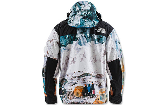 THE NORTH FACE x INVINCIBLE Printed Mountain Jacket NF0A4NDNS58