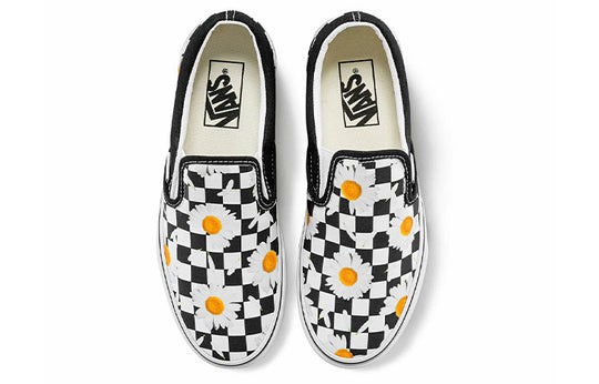 Vans Classic Slip-On 'Love Me, Love Me Not' VN0A5JMHB0B