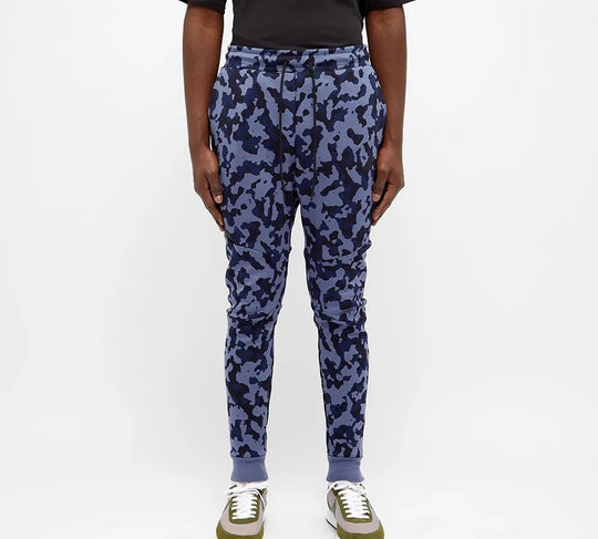 Blue camo nike outlet sweatpants