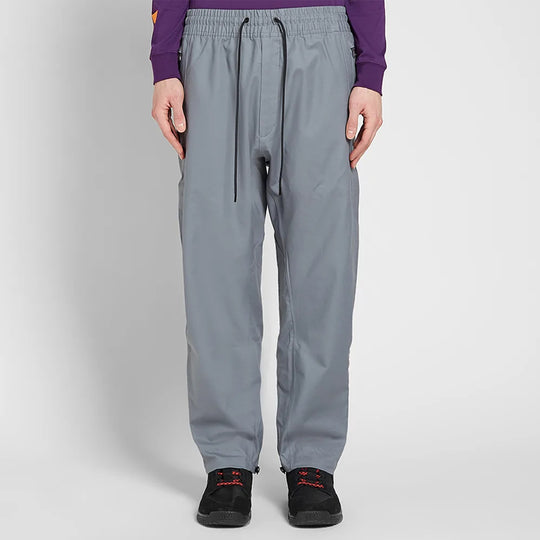 Nikelab store variable pant