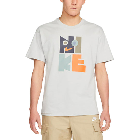 Nike Sportswear Men's Graphic T-Shirt