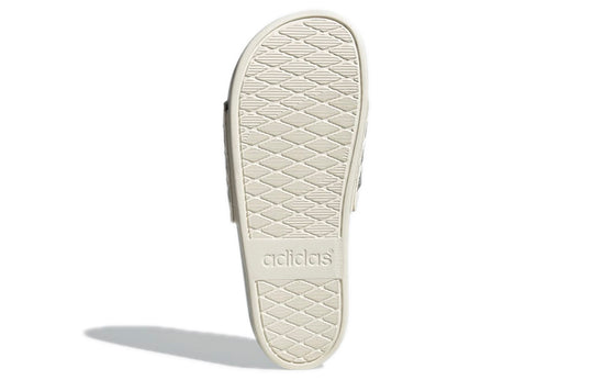 (WMNS) Adidas Adilette Comfort Slide 'White Matte Silver' GW8746 ...