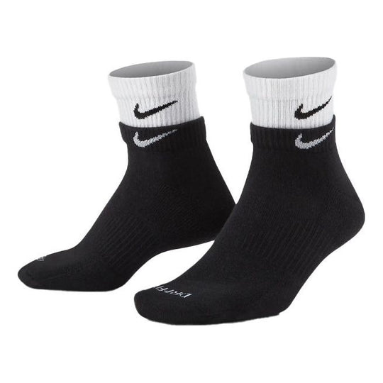 Nike Unisex Everyday Plus Cushioned Ankle Sports Socks 2-Pairs Black D ...