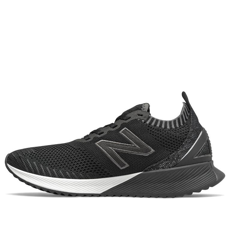 (WMNS) New Balance FuelCell Echo B-Wide Black WFCECSK-KICKS CREW