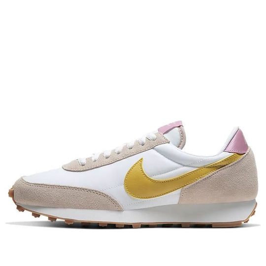 (WMNS) Nike Daybreak 'Fossil Stone Saffron Quartz' CK2351-200