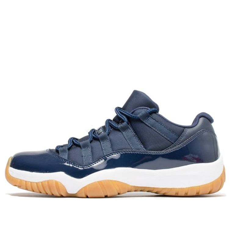 Dark blue outlet and white 11s