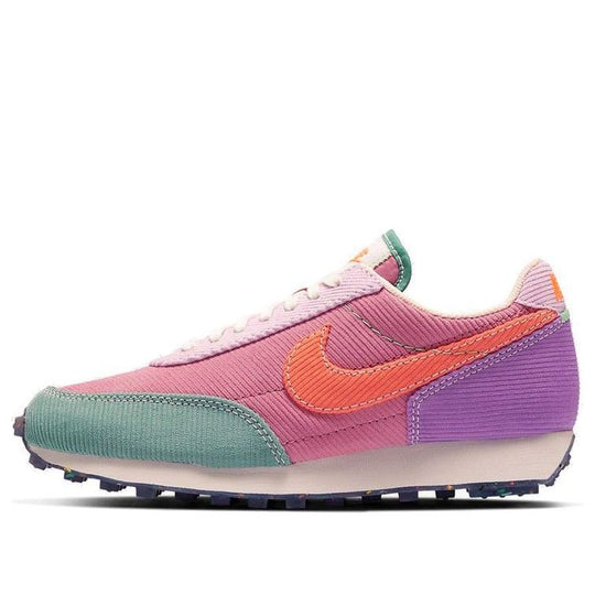 (WMNS) Nike Daybreak 'Corduroy - Desert Berry' DA1471-683