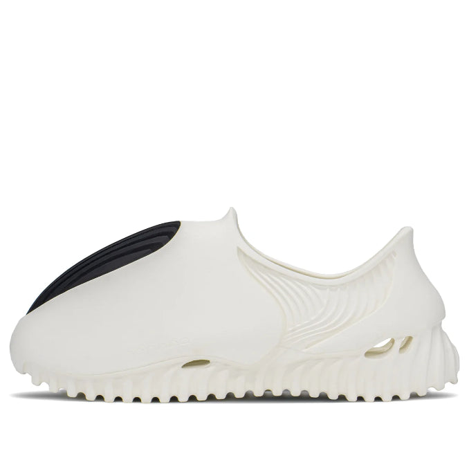 GENEGG Form Runner Whale 'White/Black' GW-002 Slip-On Shoes  -  KICKS CREW