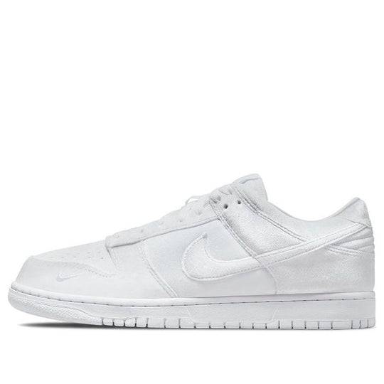 Nike Dover Street Market x Dunk Low 'White Velvet' DH2686-100