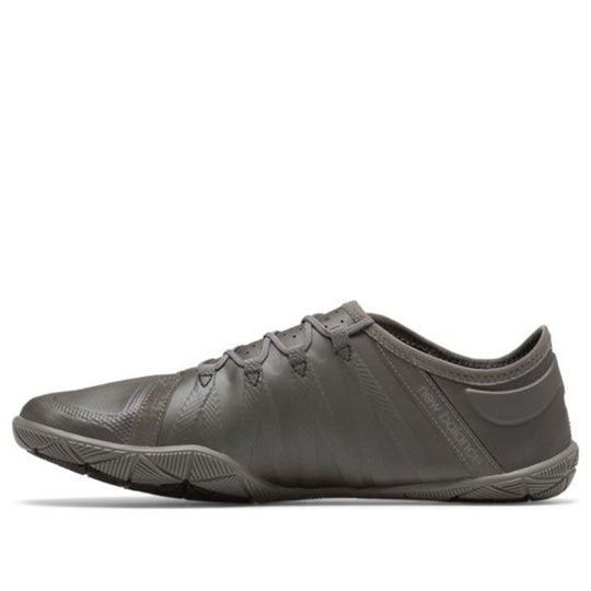 New balance hotsell minimus leather