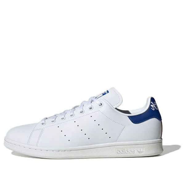 Adidas originals stan shop smith cursive logo